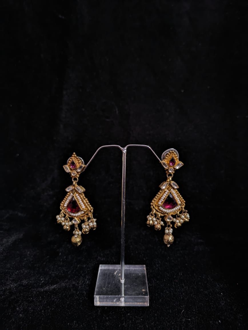 "Red Gemstone Teardrops" Earrings