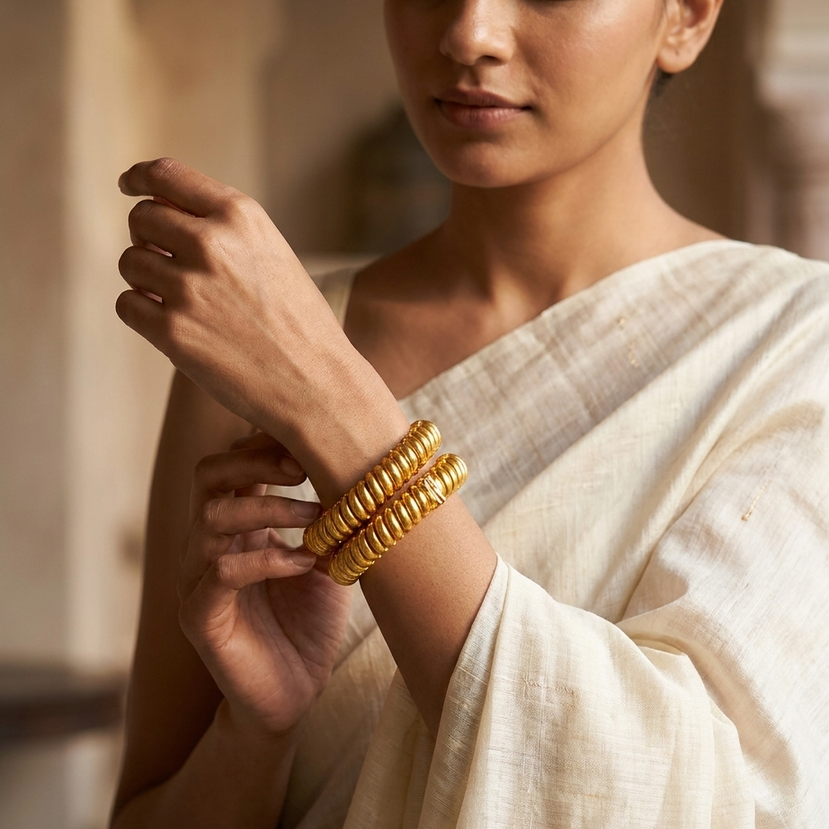 Classic Spiral Gold-Finish Metal Kada